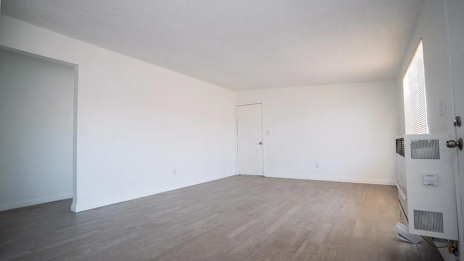 7243 Palo Alto #living room