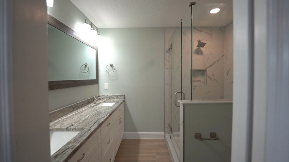 Hamlin full bathroom after