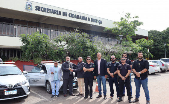 Secretário Deusiano Amorim realizou a entrega dos carros para apoio ao Sispen/TO - Nayla Oliveira/Governo do Tocantins