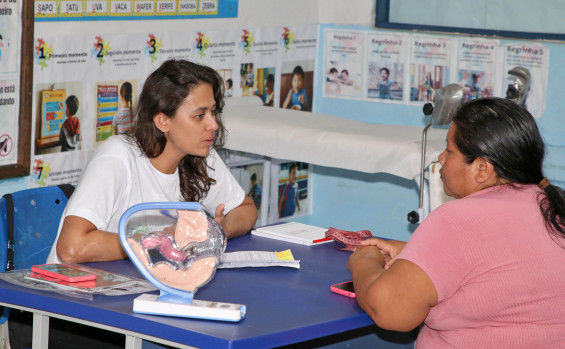 Mulheres indígenas recebem atendimento ginecológico e obstétrico como parte da ação Saúde da Mulher Indígena, realizada pelo Fonajus em parceria com a SES/TO - Márcio Vieira/Governo do Tocantins