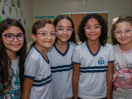 Prefeitura de Palmas realiza entrega de óculos de grau para alunos da rede municipal de ensino