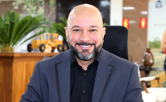 Representando a Seduc, o secretário-executivo Edinho Fernandes destaca a importância da adesão de Palmas ao Profe para os indicadores educacionais do Estado - Antonio Gonçalves/Governo do Tocantins