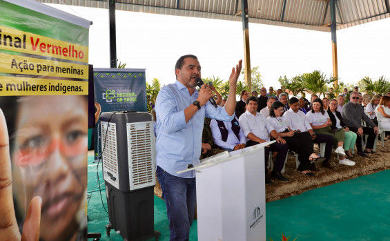 O governador Wanderlei Barbosa discursa na abertura da 1ª Semana Nacional de Saúde, destacando a importância de ações voltadas às comunidades indígenas da Ilha do Bananal - Antonio Gonçalves/Governo do Tocantins