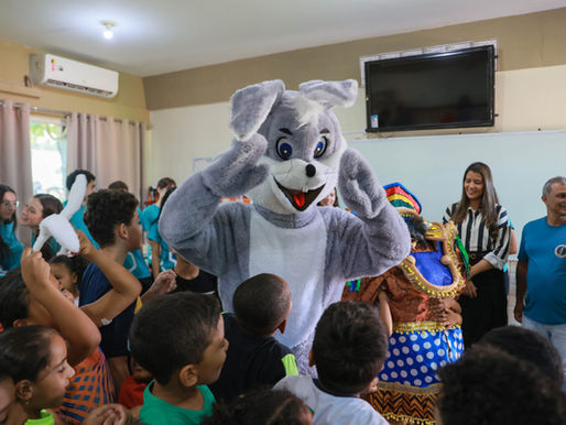 Projeto Páscoa Solidária entrega brinquedos e chocolates às crianças no Jardim Aureny III em Palmas