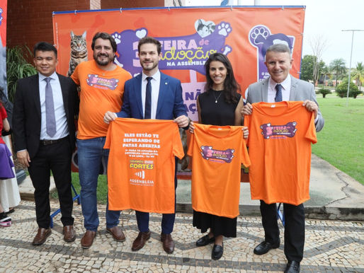 Prefeito de Palmas destaca compromisso com bem-estar animal durante 3ª Feira de Adoção na Assembleia Legislativa