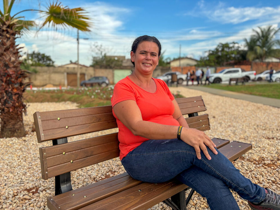 Keila Carneiro moradora do setor há mais de 10 anos, agradeceu a entrega da praça - Foto: Jéssica Sá