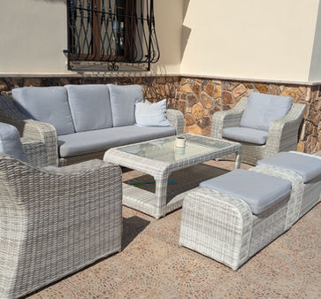 Relax soft by the pool