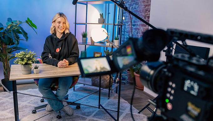 MASTER IN INFLUENCER E CONTENT CREATOR MANAGEMENT