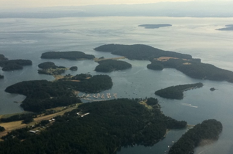 Aerial pic Roche-Henry.jpg