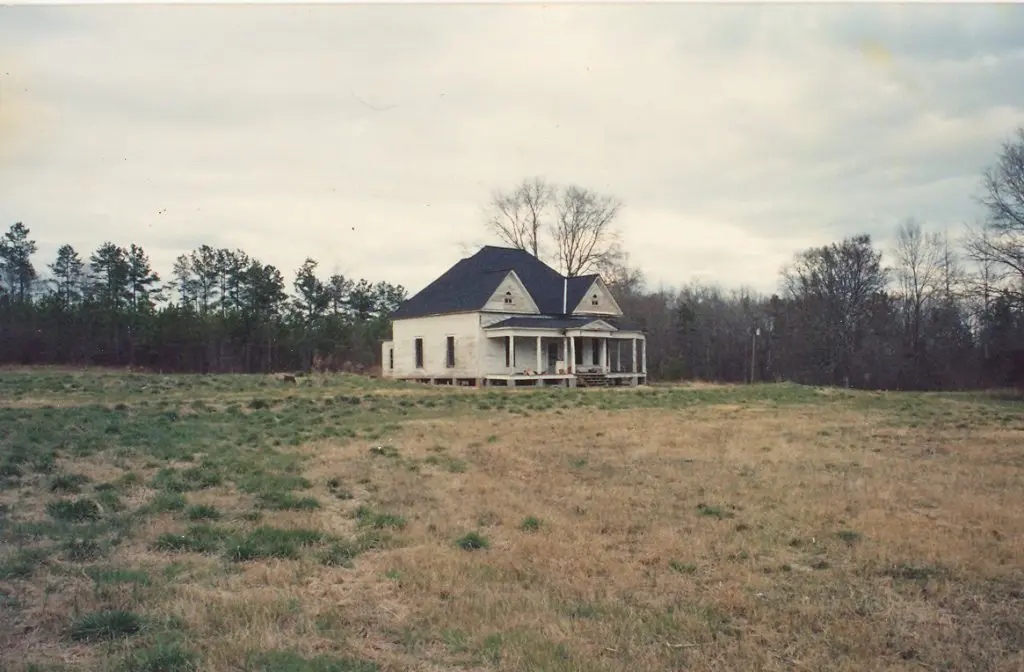 house before 2.webp