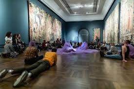 late night date at the v&a
