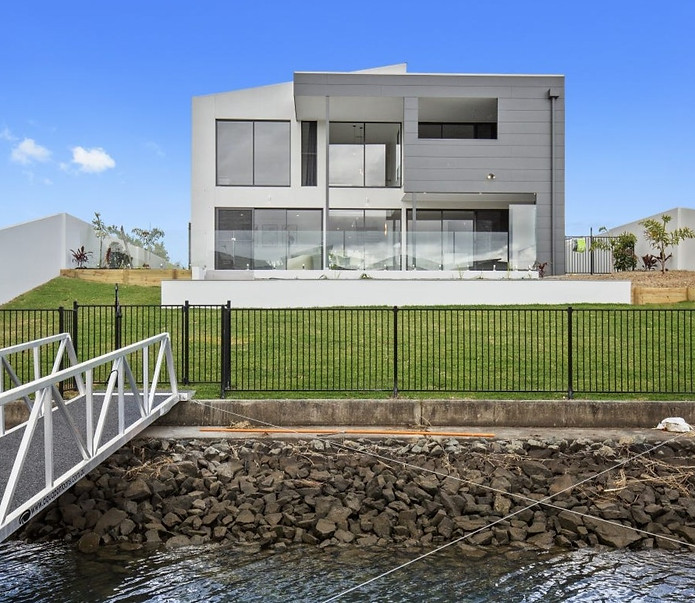 96 Riverlinks Boulevard East, Helensval_edited.jpg