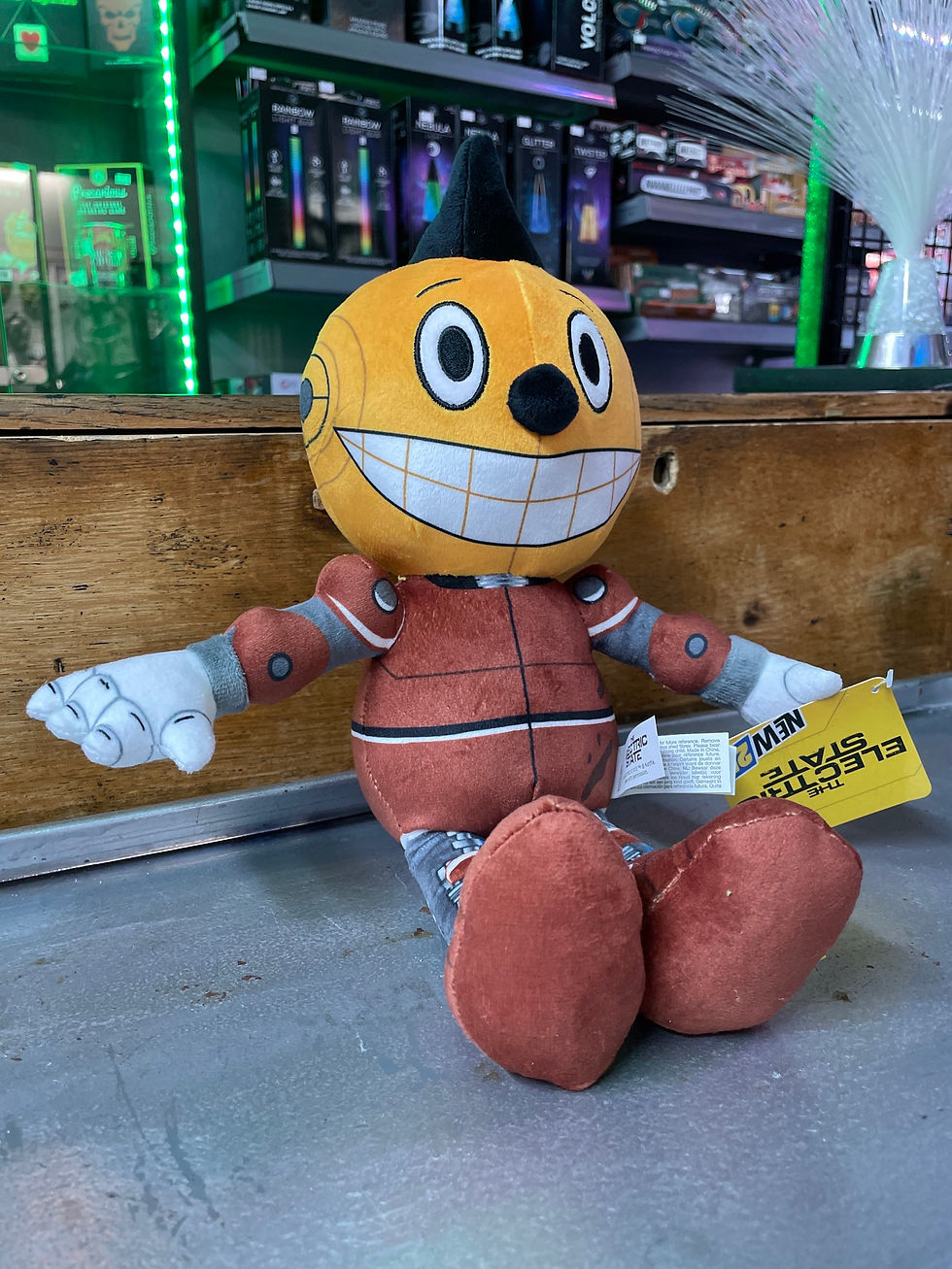 Thumbnail: The Electric State plush teddy