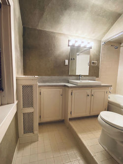 274-2 Bathroom