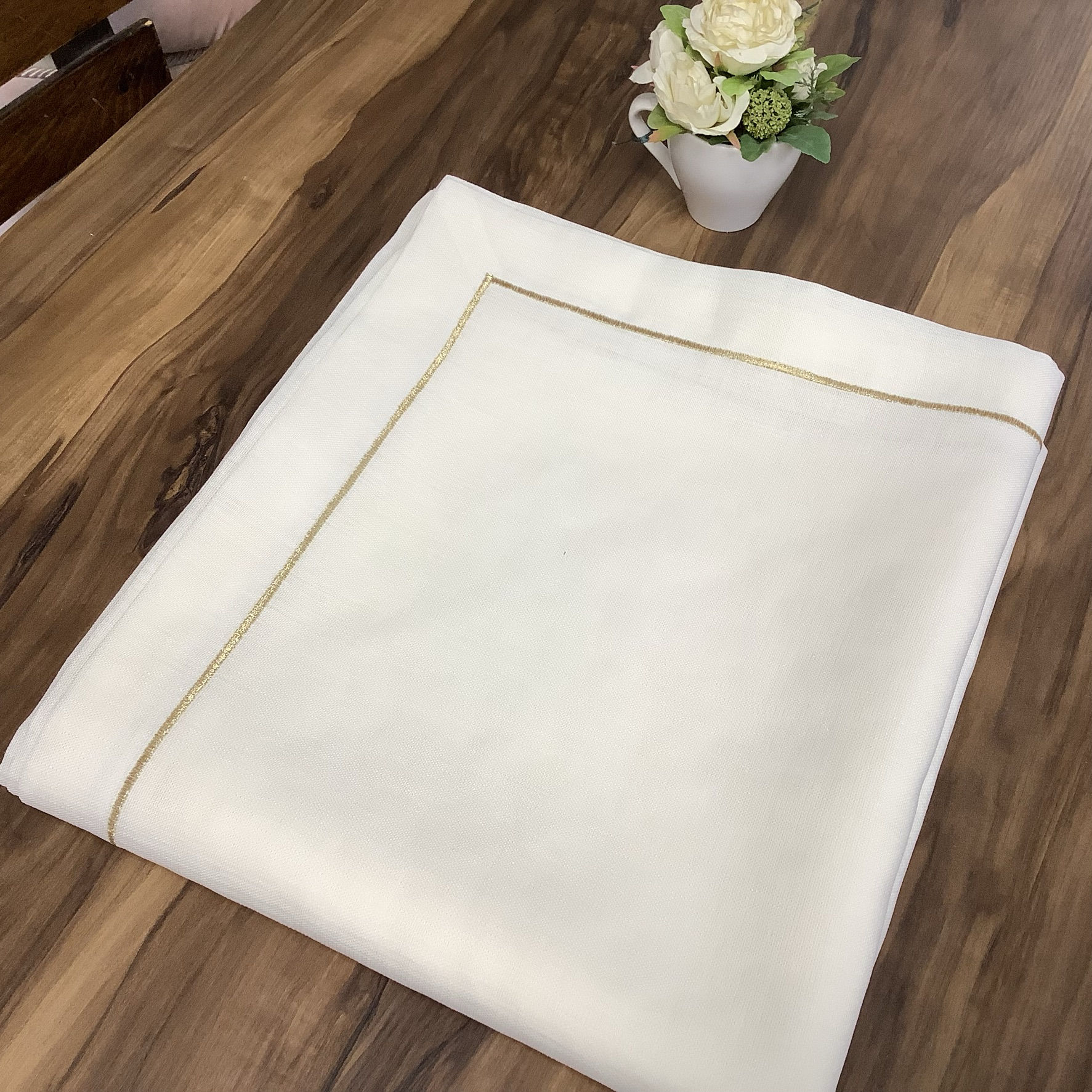 Gold Piko Dikiş Detaylı Masa Örtüsü & Peçete Set -9 parça