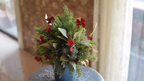 MASAKOフラワーデザイン、趣味で楽しむフラワーレッスン　アーティフィシャルフラワーコース、ともこさんのXmasアレンジ「コウン」