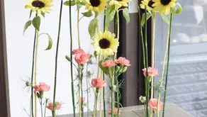 NFＤ資格検定3級レッスン試験出題テーマ「並行ー装飾的」「丸い花束」