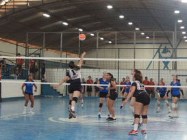 Disputa do vôlei feminino chega às quartas de final