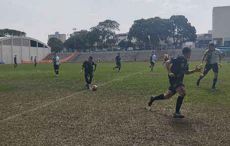 Futebol de campo dá pontapé inicial no calor da Olimpíada UFU 2024