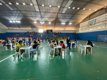 Xadrez na Olimpíada UFU 2024 tem campeão inédito e dobradinha da Engenharia