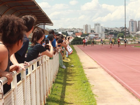 Atletismo feminino acontece na Olimpíada UFU