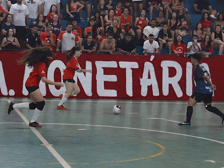 Futsal feminino na Olimpíada UFU começa com chuva de gols e muitos atrasos
