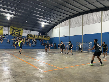 Primeira rodada do handebol masculino tem placares apertados, ao contrário do naipe feminino