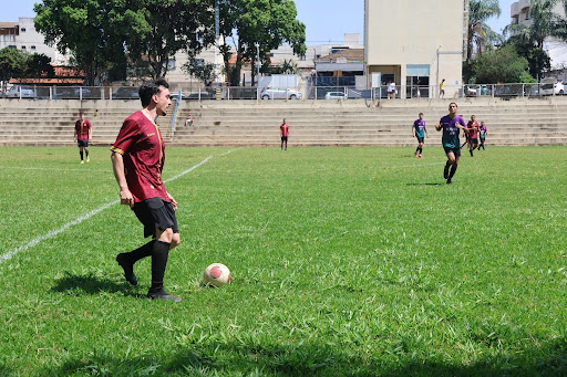 O Guará apostou bastante em jogadas pelo lado do campo | Foto: Ítana Santos
