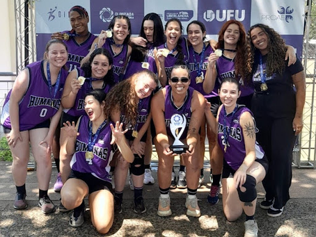Humanas derrota Monetária e é bicampeã do basquete feminino na Olimpíada UFU 2025