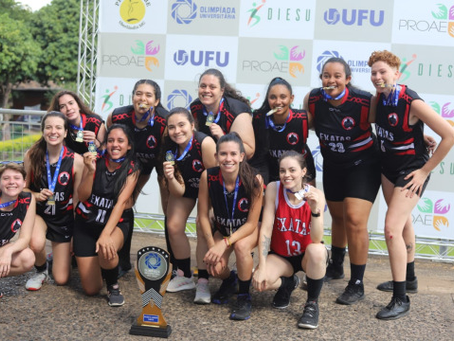 Exatas bate Monetária e conquista título inédito do basquete feminino na Olimpíada UFU