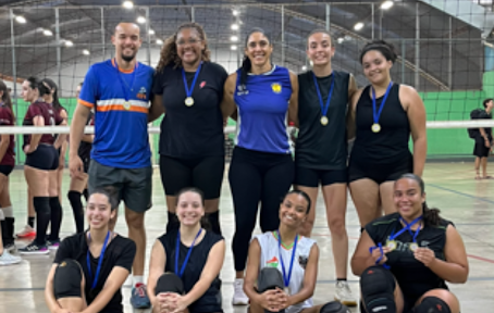 Com jogos na Eseba e no G5, vôlei feminino dá show de integração no Agita UFU 2026.1