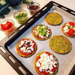 Мини пици с блат от броколи