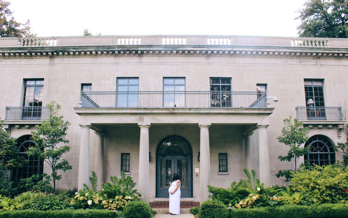 Van Vleck House and Gardens: Maternity Session