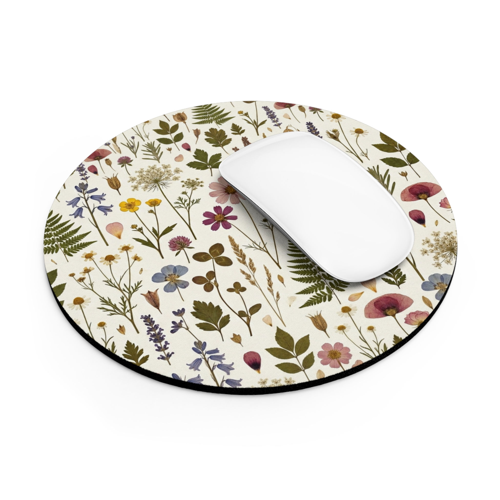 Round Floral Mouse Pad — Vintage Wildflower Pattern for Desk