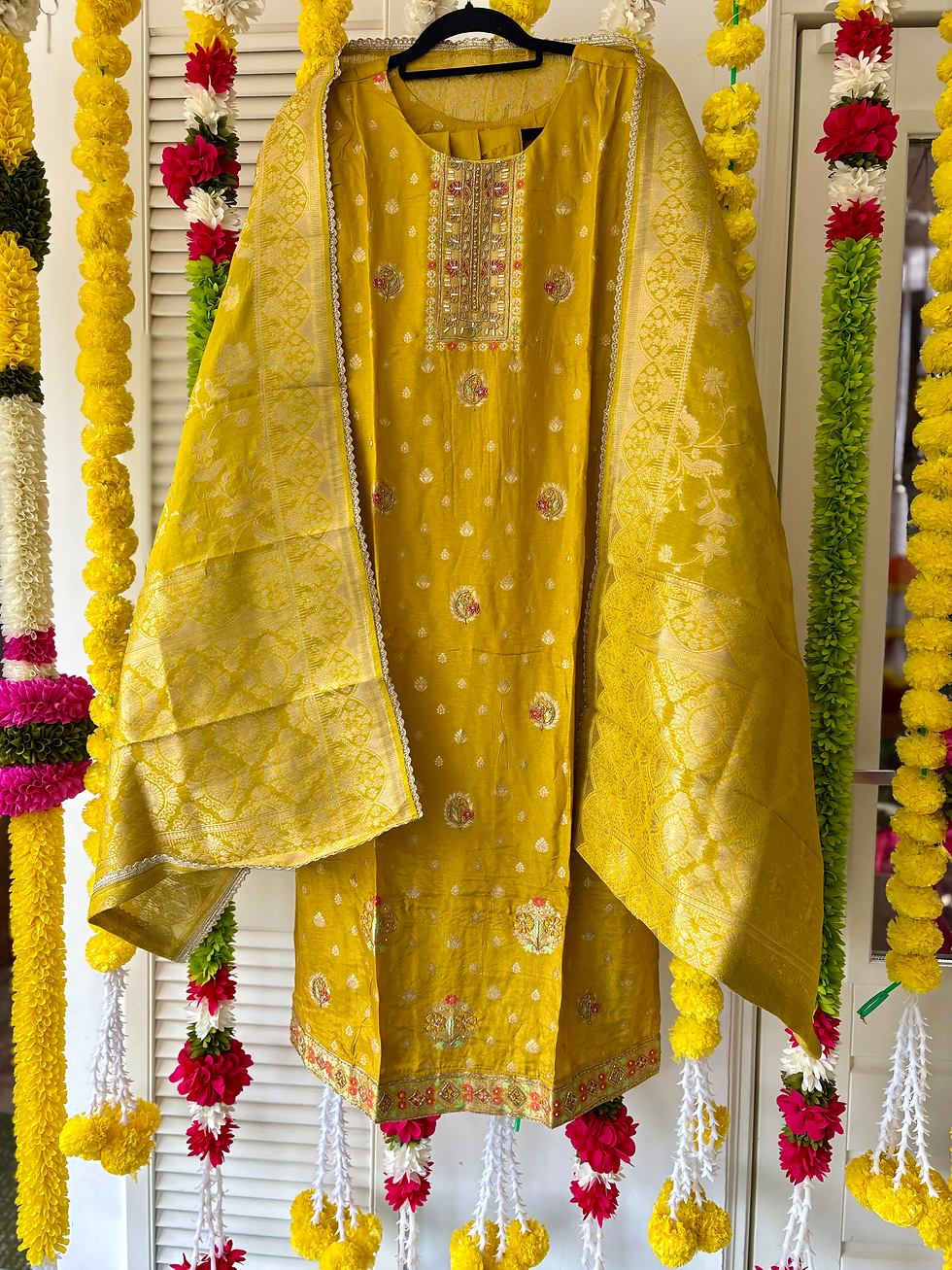 Mehandi green hand embroidered banarasi