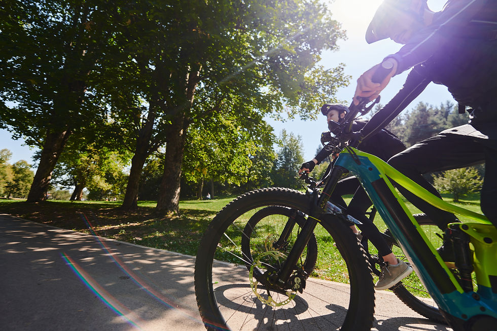 cyclists-riding-bicycles-on-a-sunny-urban-path-2026-01-07-05-33-09-utc.jpg