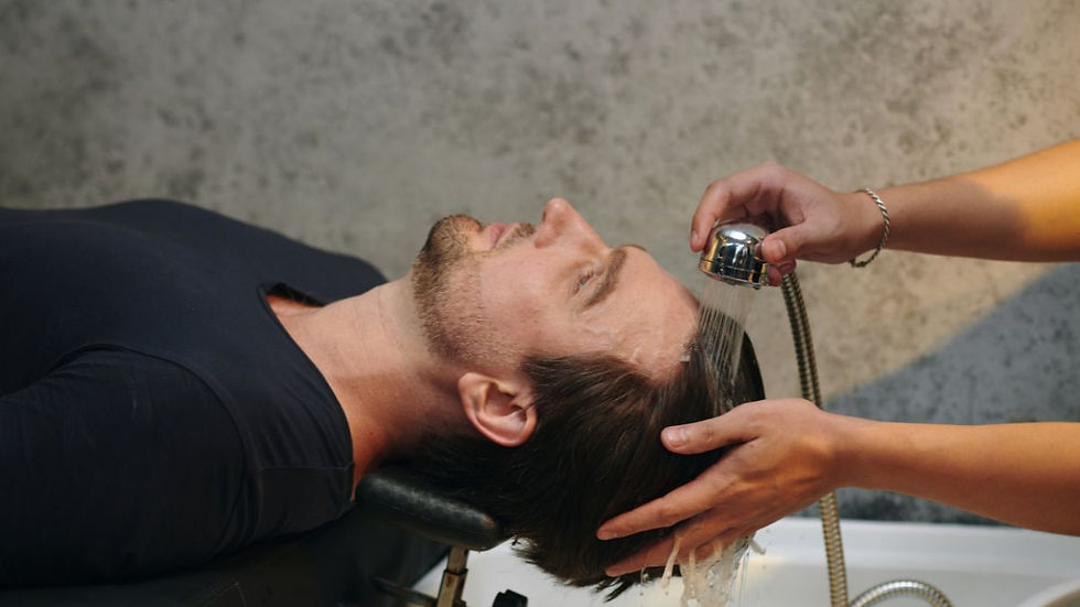 ai-thien-chat-luong-dich-vu-cho-tiem-toc-viet-tai-my