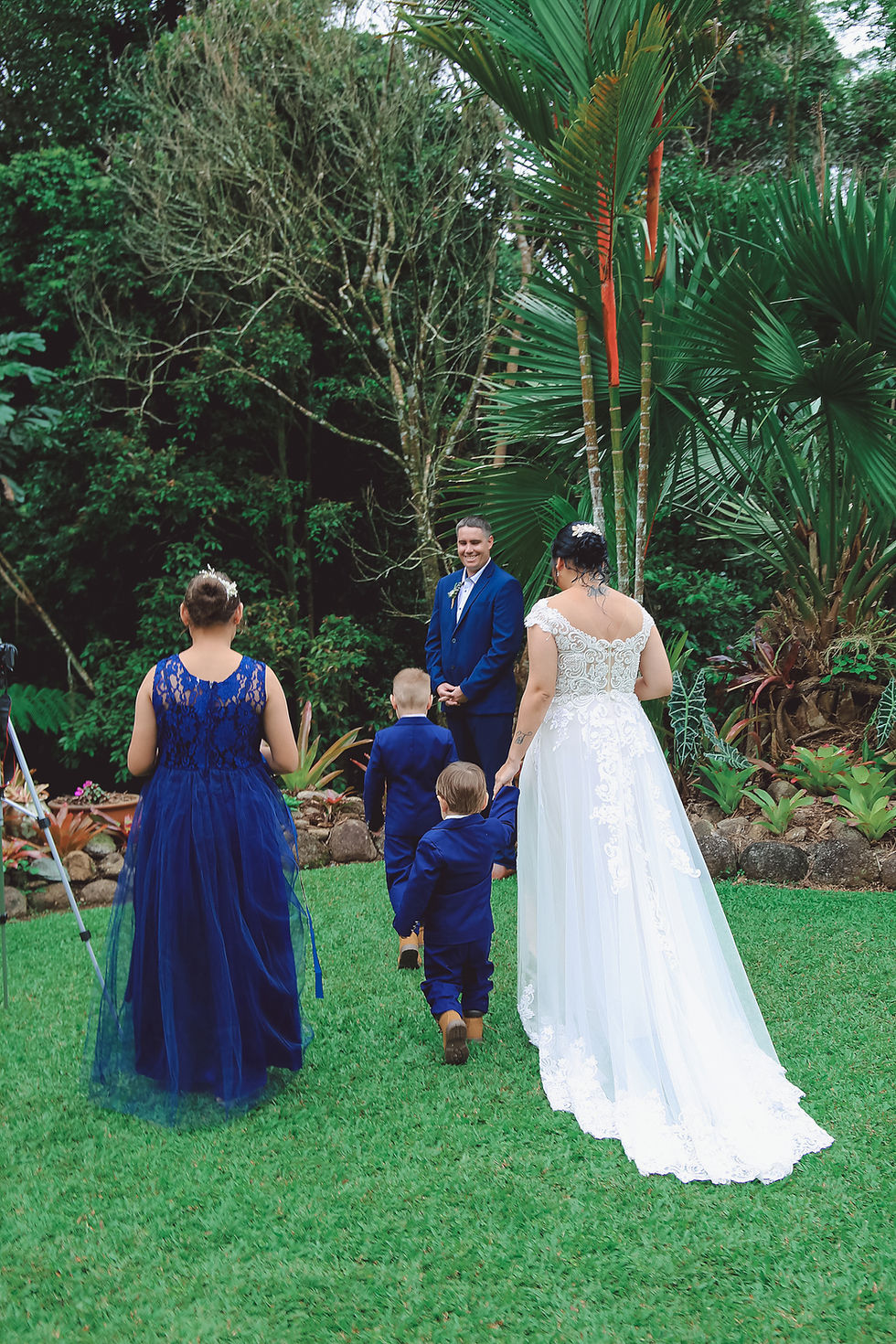 Cairns micro-wedding ceremony