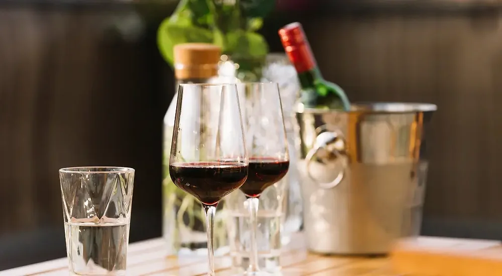 Guide to Sparkling Red Wine | Ballard Beer Box