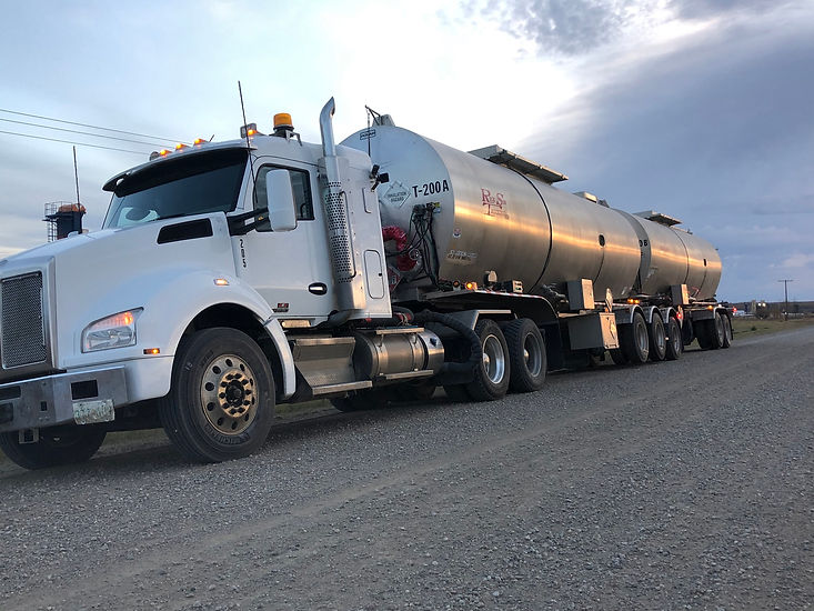 Truck with fuel tank