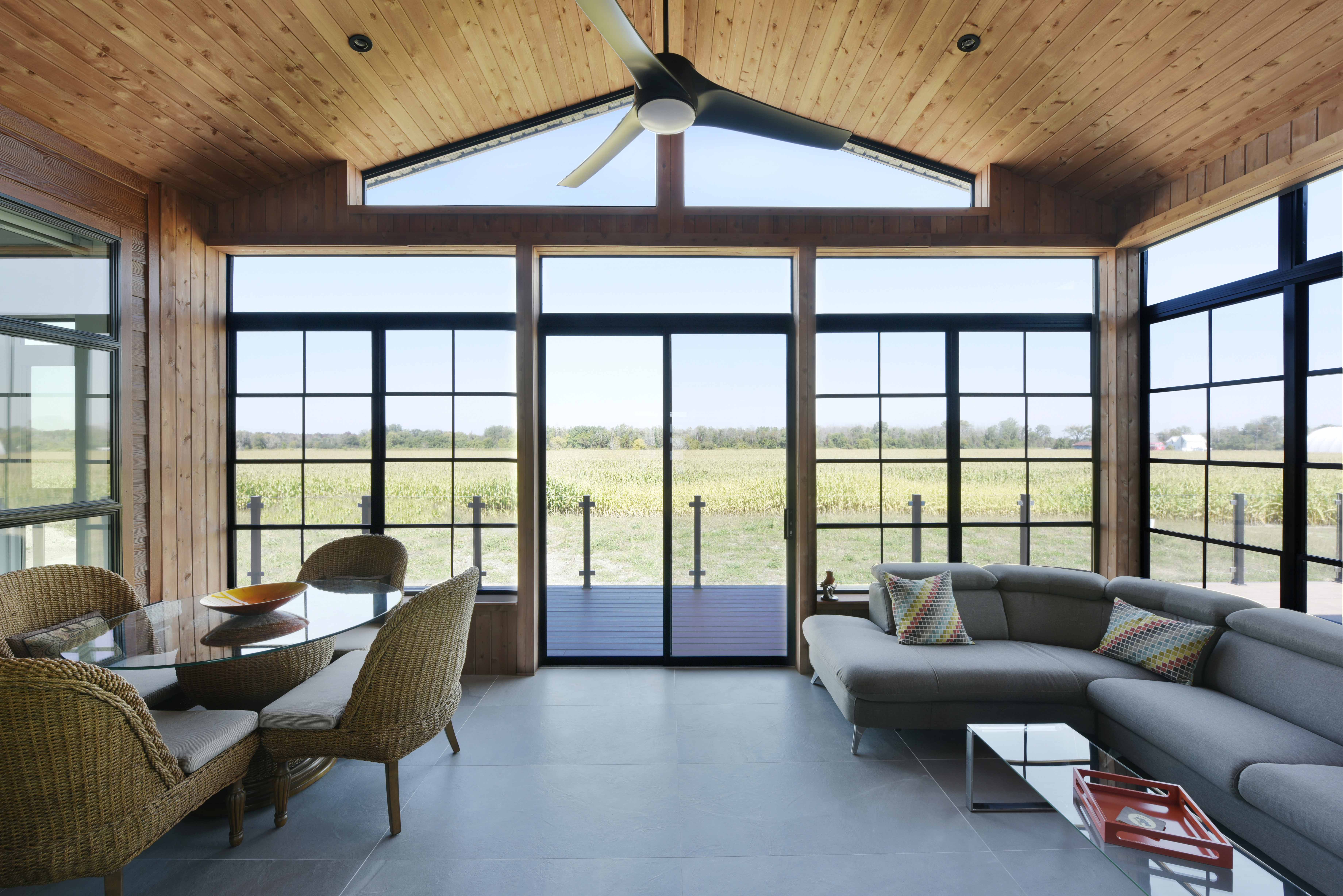 screen porch_1