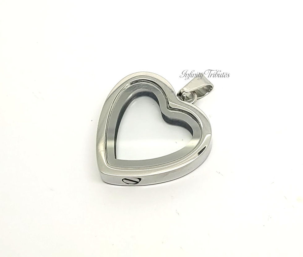 Thumbnail: Clear Glass Heart Cremation Urn Ashes Necklace