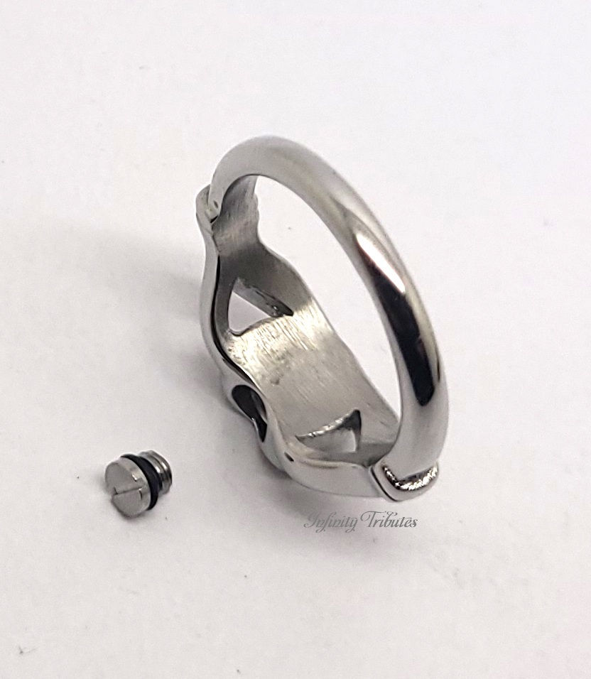 Thumbnail: Claddagh Cremation Urn Finger Ring - Silver Black 24k Gold Plated Keepsake