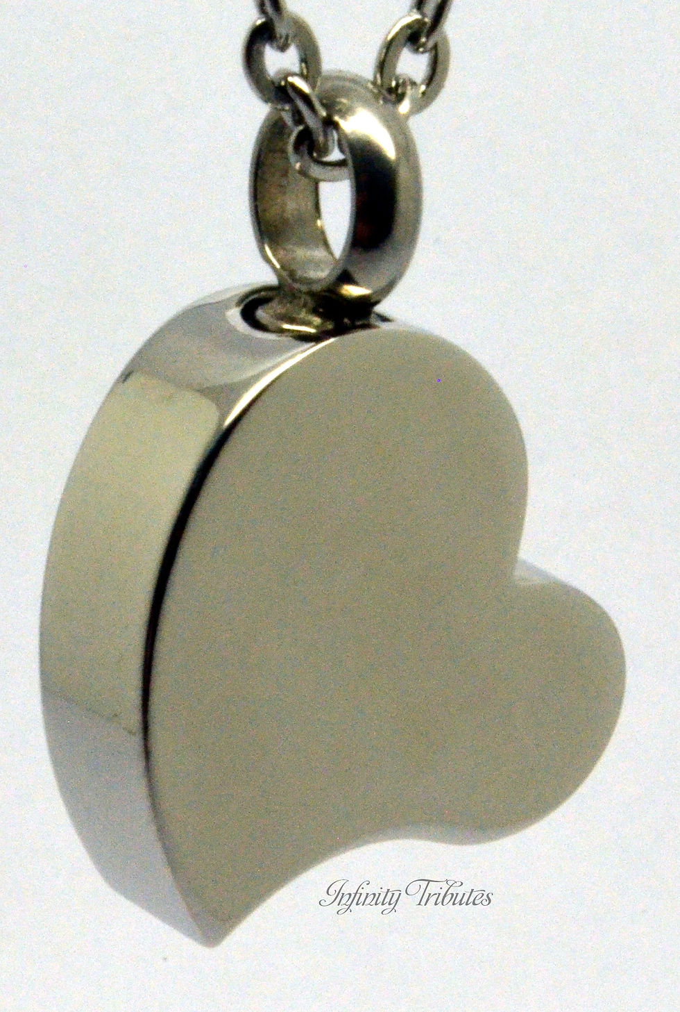 Thumbnail: Curvy Heart Cremation Urn Necklace