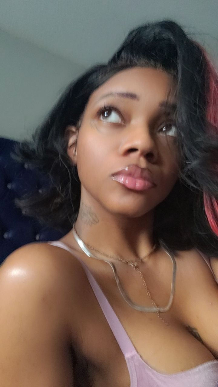 First trimester glow. No makeup