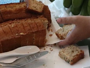 BOLO DE CASCA DE BANANA