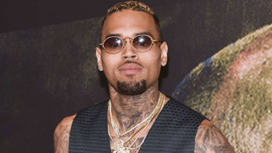 Chris Brown ซวยหนัก! โดนสาวคู่กรณีฟ้องข้อหาข่มขืน!