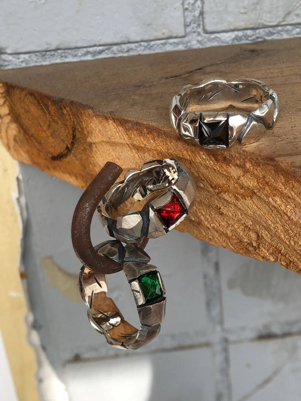 Кільце "скала"