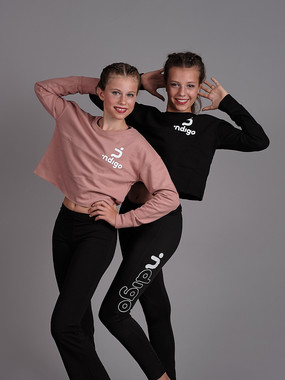 ∙ndigo Cropped top sweater