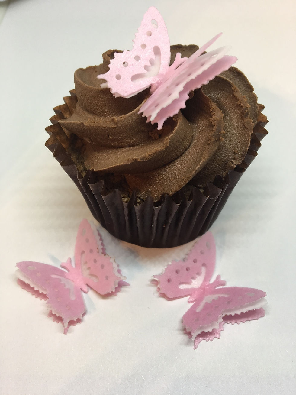 Thumbnail: 12 Pre-Cut 3D Triple Layer Pink and White Butterflies Edible Wafer Paper Toppers